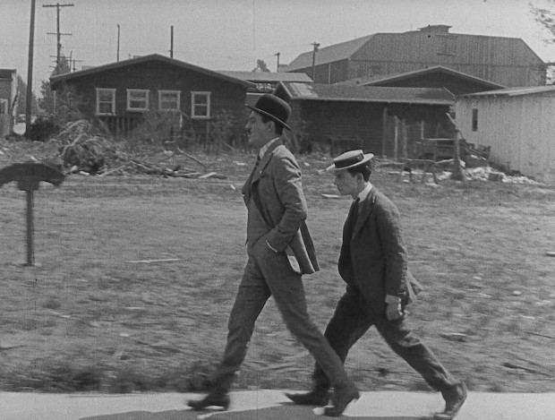 Sherlock Jr 1080p.mkv_snapshot_14.13_[2014.08.04_12.01.00]